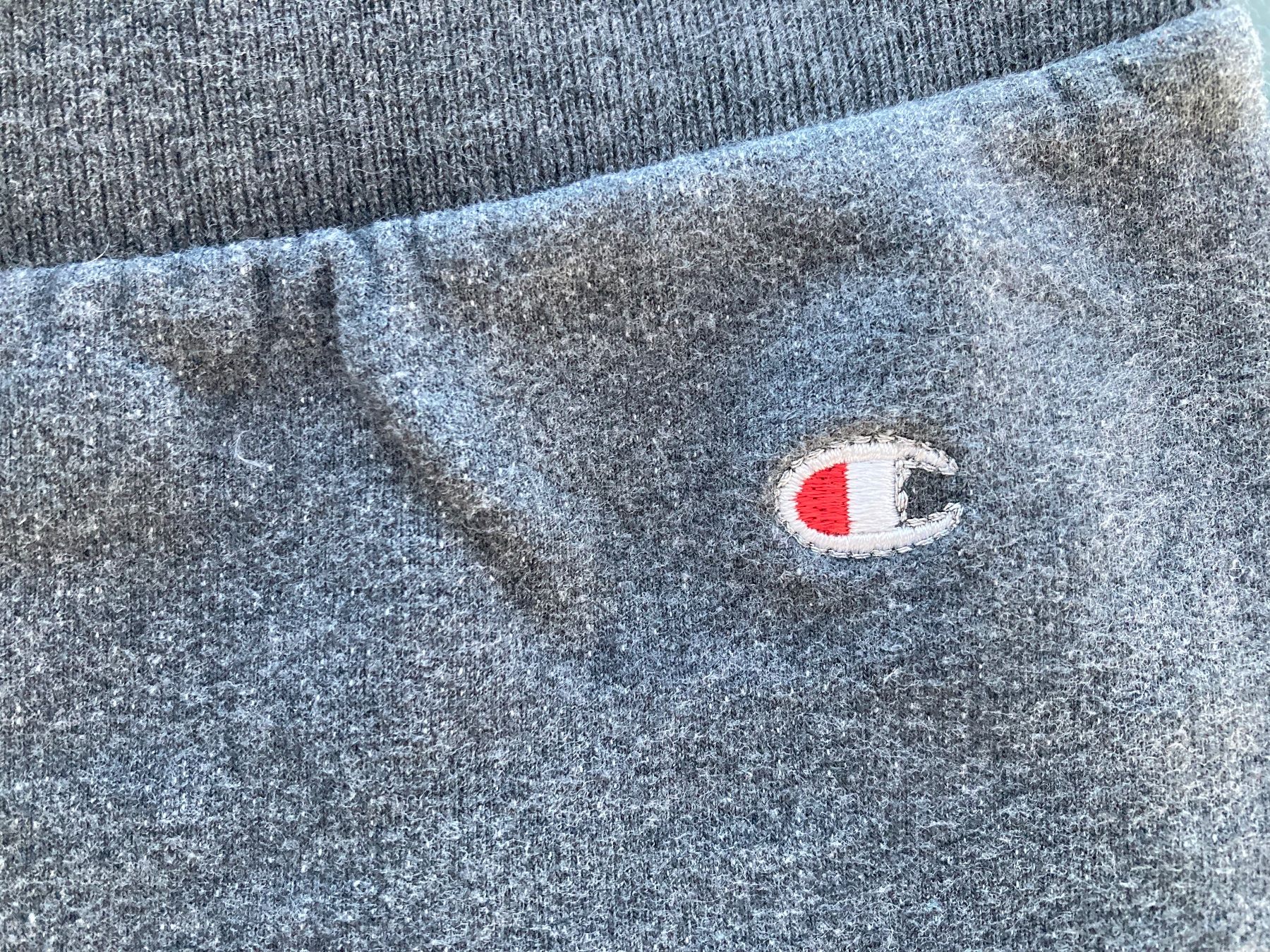 Champion Pantaloni: CHAMPION HERITAGE CLASSICS, Gr. S dunkelgrau, super bequem – Usato da Zürich venduto da dolcicaramelle2 2