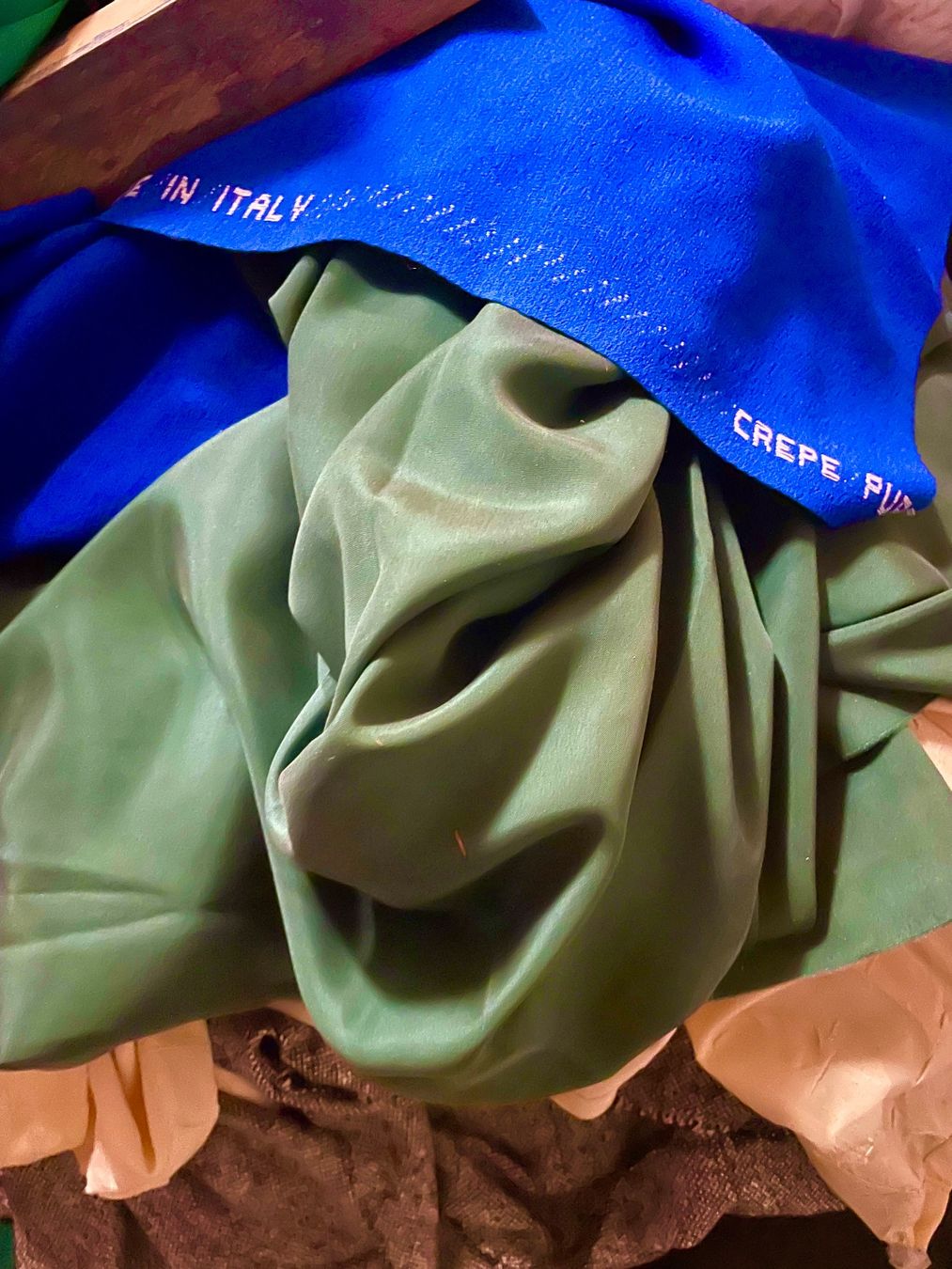 Stoffe: Verschiedene grosse und kleine Stoffe aus Schneideratelier – Neu (gemäss Beschreibung) aus Zürich von Guadelupita 2
