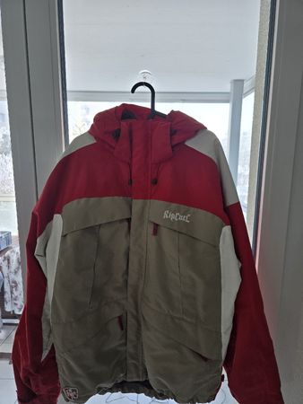 Veste de ski Rip Curl, Taille L, parfait état pour l'hiver!