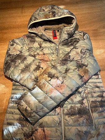Damenjacke mit Kapuze, gesteppt von Luhta L/XL