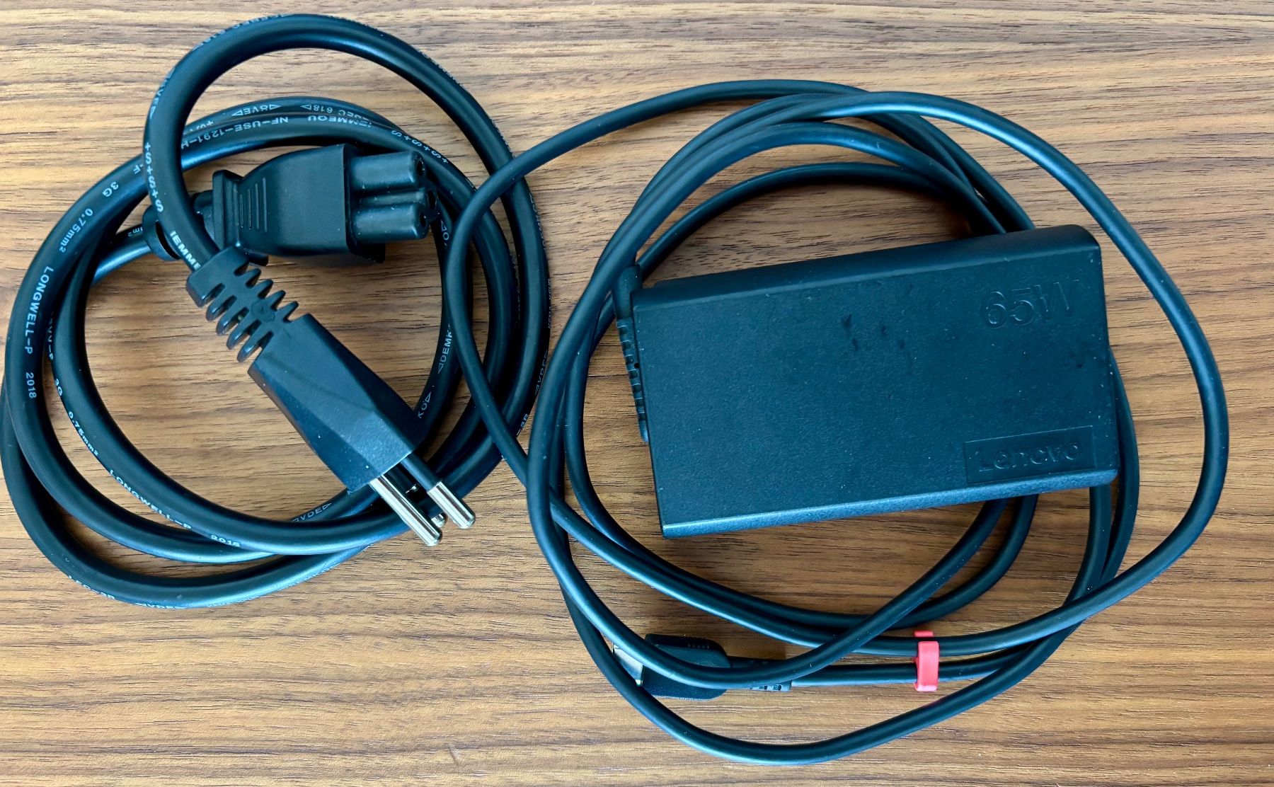 Lenovo Caricabatterie: Lenovo Ladegerät 65W USB C – Usato da Lohn-Ammannsegg venduto da Uranus2001 1