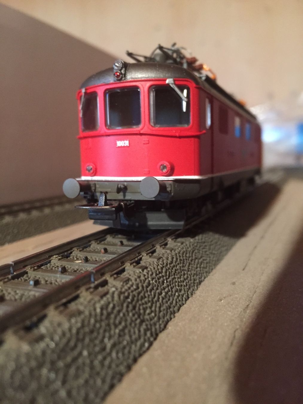 Piko Modellini di ferrovie: Re 4/4 1 – Nuovo e nell'imballaggio originale da Mont Tramelan venduto da Oktober1958 3