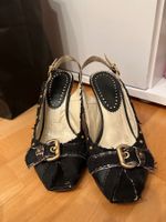 Schwarze Heels mit goldiger Schnalle, Grösse 35