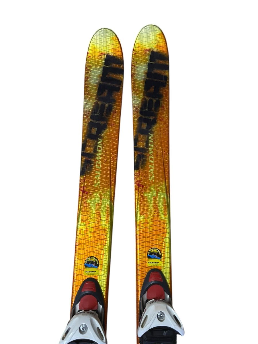 Salomon Sci: Salomon Ski  160cm mit Freeride Bindung-M – Usato da Murten venduto da Ski-Outlet 1