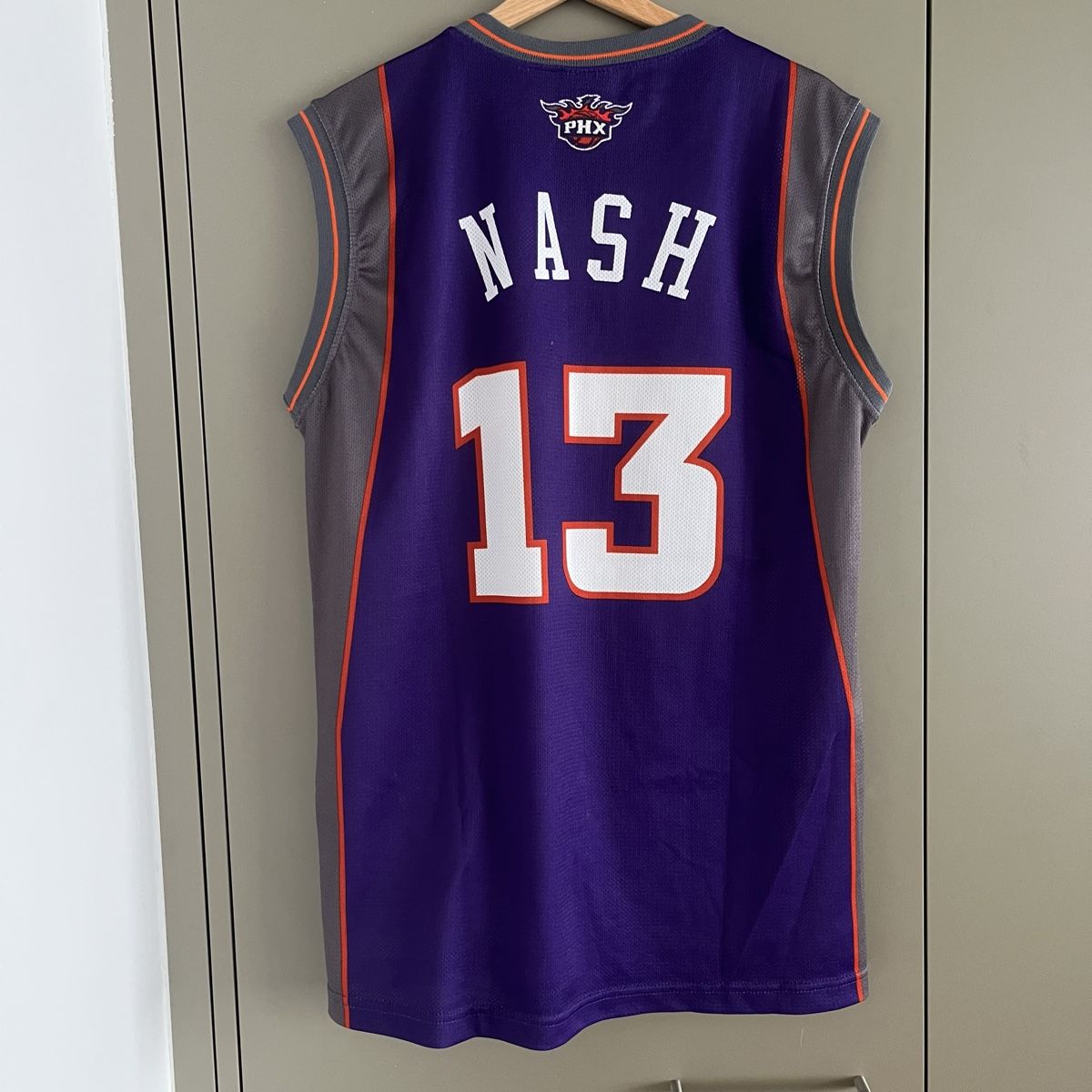Leibchen & Hosen: Phoenix Suns Trikot Nash Champion L – Gebraucht aus Winterthur von LaBodega 1