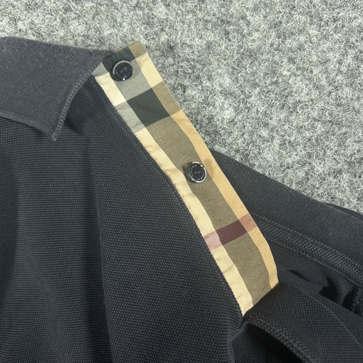 Burberry Magliette Polo: Polo Burberry XL  – Usato da La Sagne NE venduto da Matlasape 2