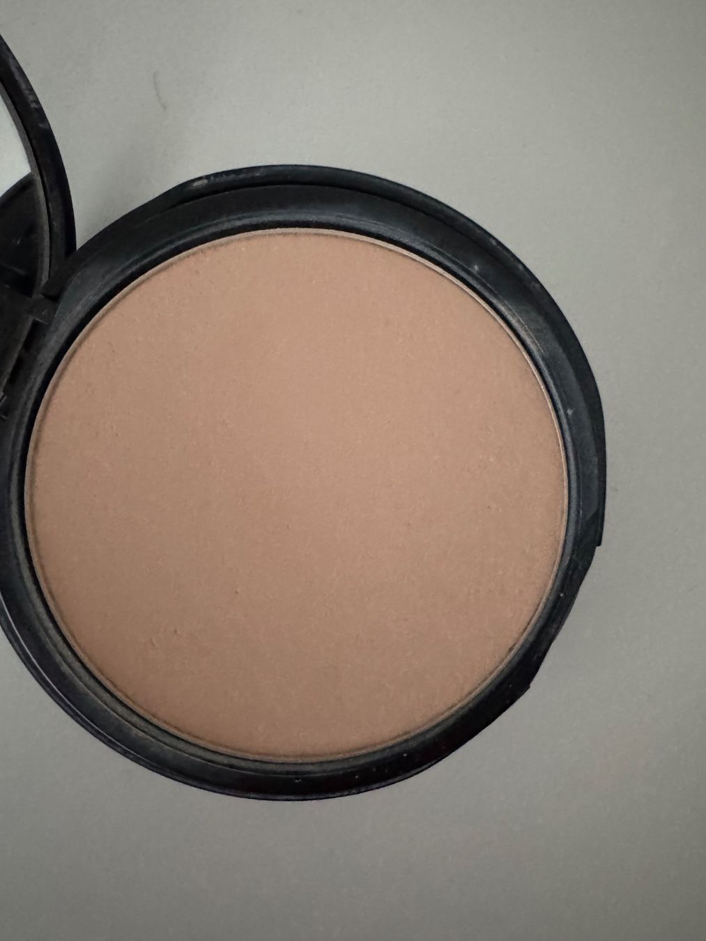 Make-up: BareMinerals Barepro Puder Foundation - Fair 10 Warm – Usato da Tafers venduto da Sarah304 3