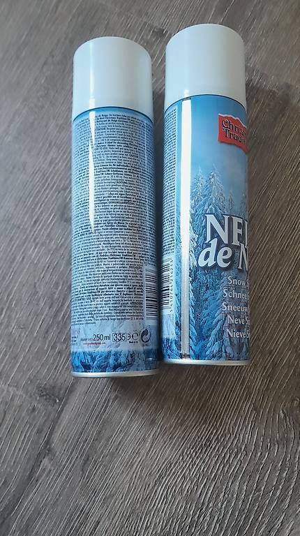 Alle Dekorationen: Snowspray – Gebraucht aus Susten von Pingu6991 1