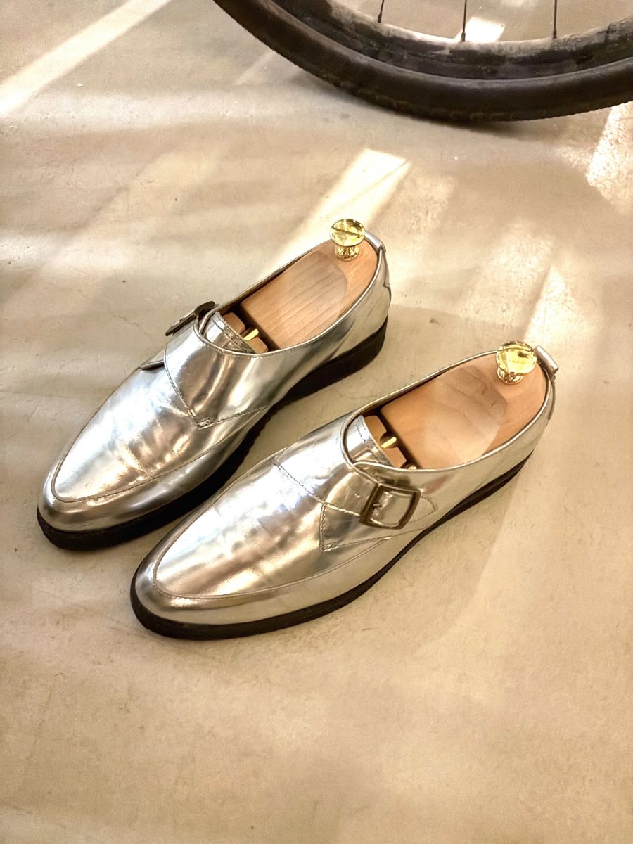 Alexander Mcqueen Scarpe da uomo: Vintage Alexander McQueen Silver Monkstrap Size 41 – Usato da Zürich venduto da eda_b878