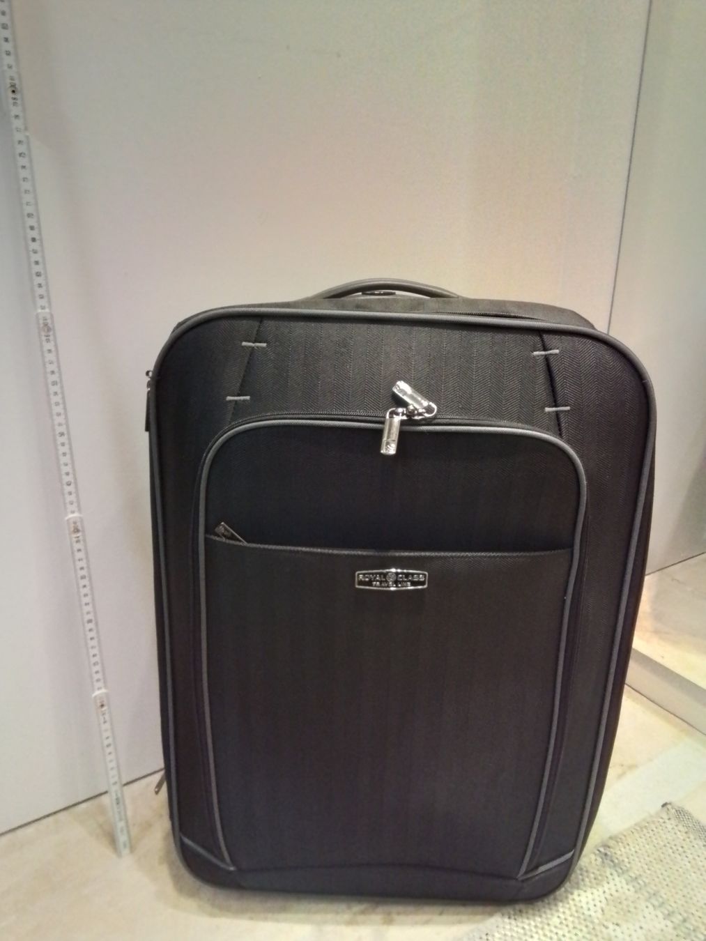 Reisekoffer: Rollkoffer ROYAL CLASS TRAVEL LINE – Gebraucht aus Zofingen von Loop_ReSale