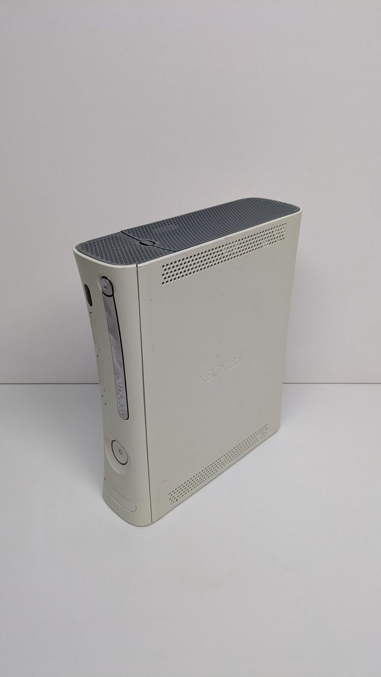 Microsoft Consoles: Microsoft Xbox 360 Konsole, Defekt – Défectueux à Menziken par mame18