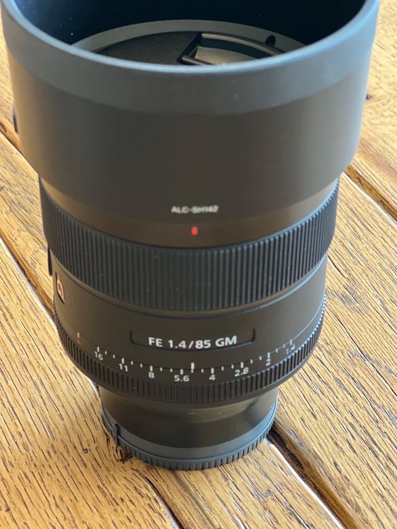 sony fe 85 mm f1 8