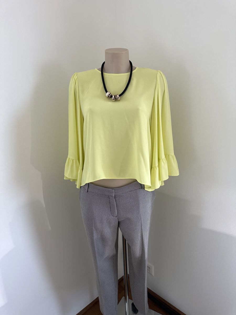 Zara Blusen: Tolle Bluse für den Sommer Zara Basic Gr M – Gebraucht aus Chur von Renibe