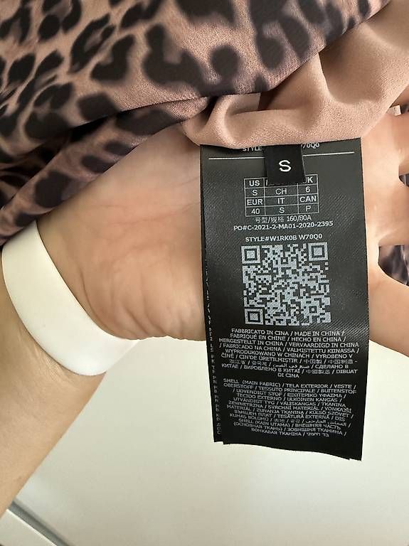 Guess Vestiti: Guess Kleid Leopardenmuster, Grösse S – Nuovo (secondo la descrizione) da Bubikon venduto da V_TINA 3