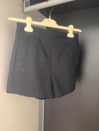 Zara elegante Shorts schwarz – High Waist / Business Style