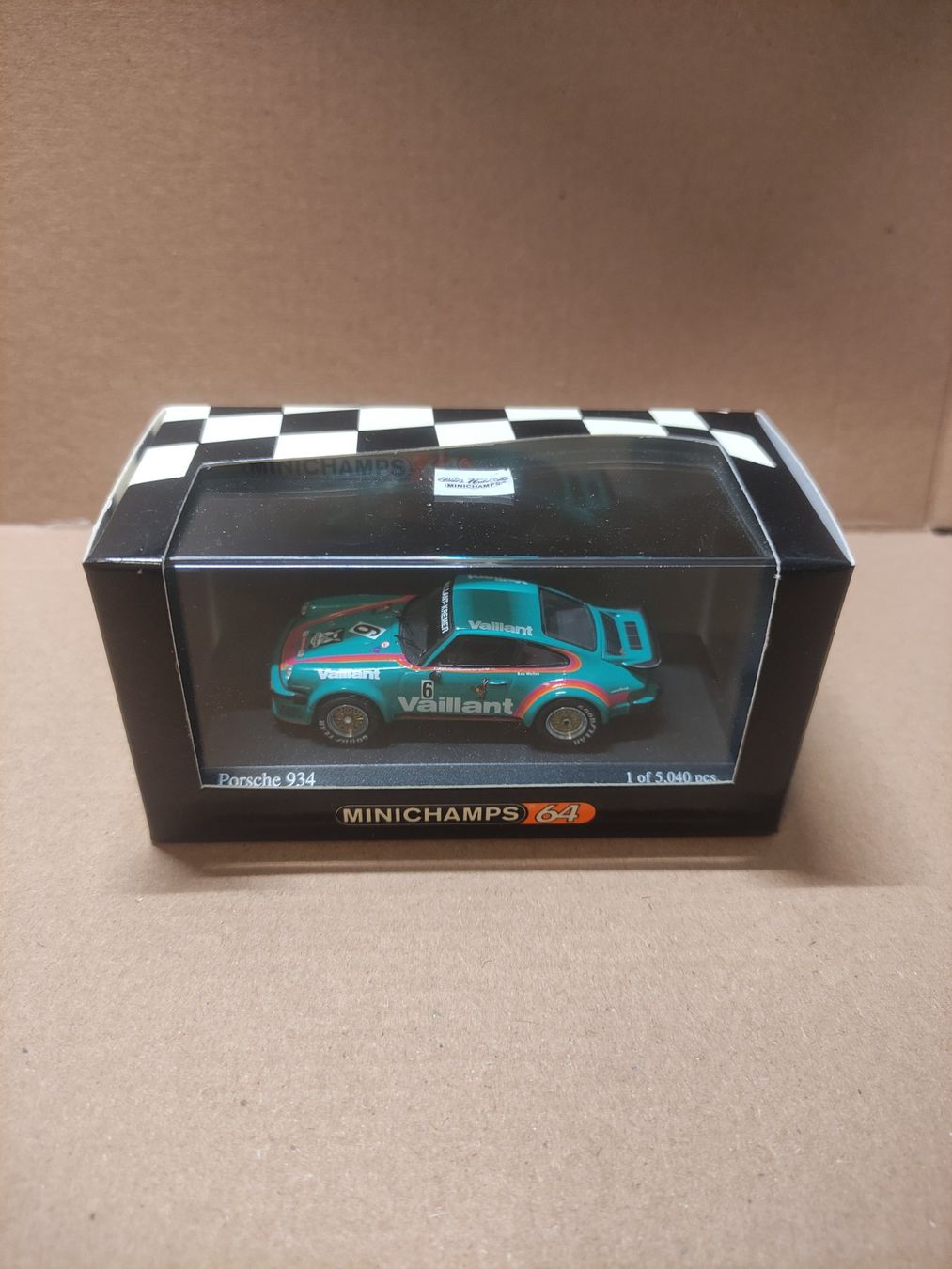 Minichamps Modellautos: Minichamps 64 - Porsche 934 - Vaillant – Neu (gemäss Beschreibung) aus Basel von hotwheeler70