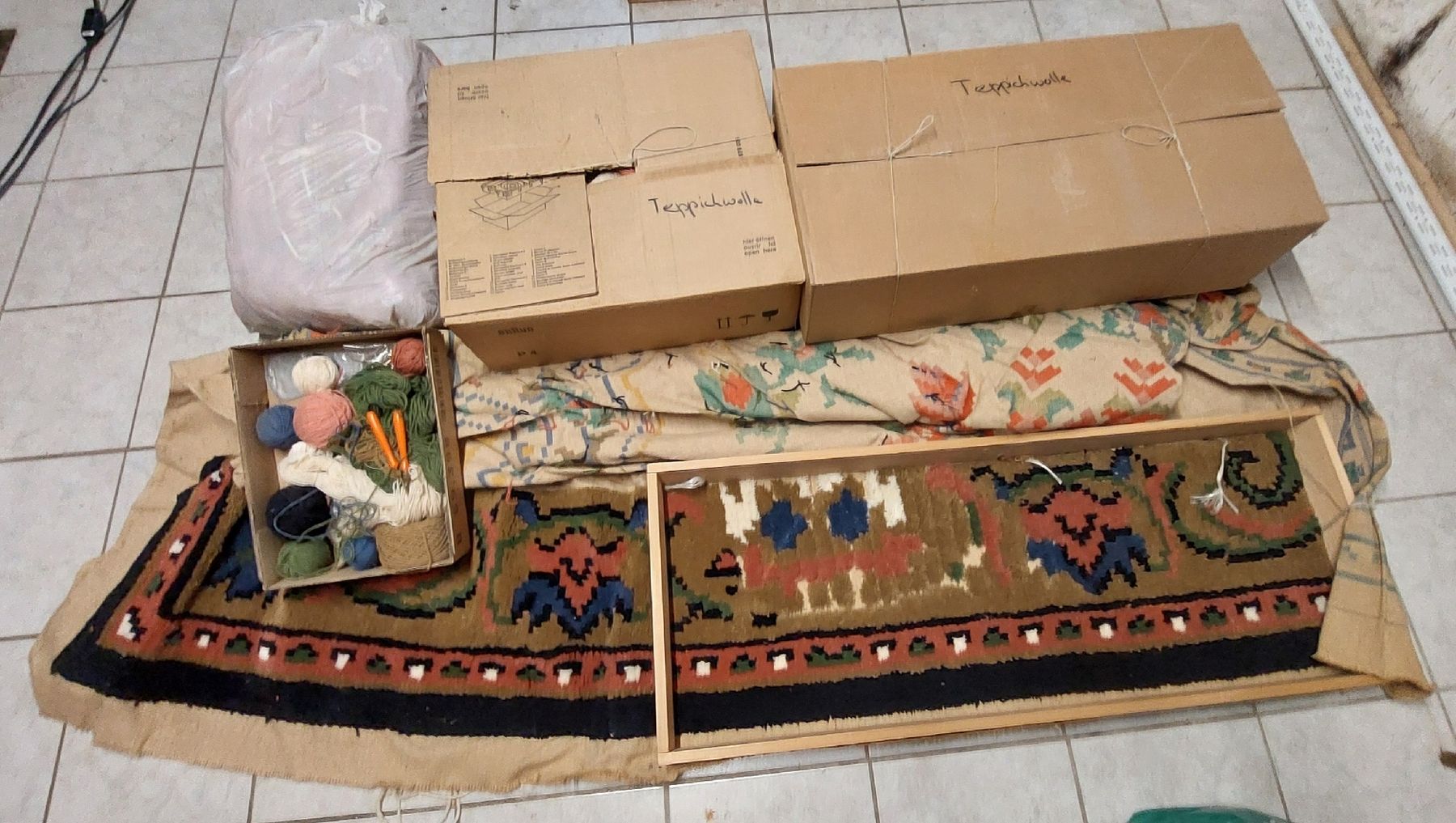Tapis: Wollteppich – Neuf (Voir description) à Volketswil par kle_jj9s