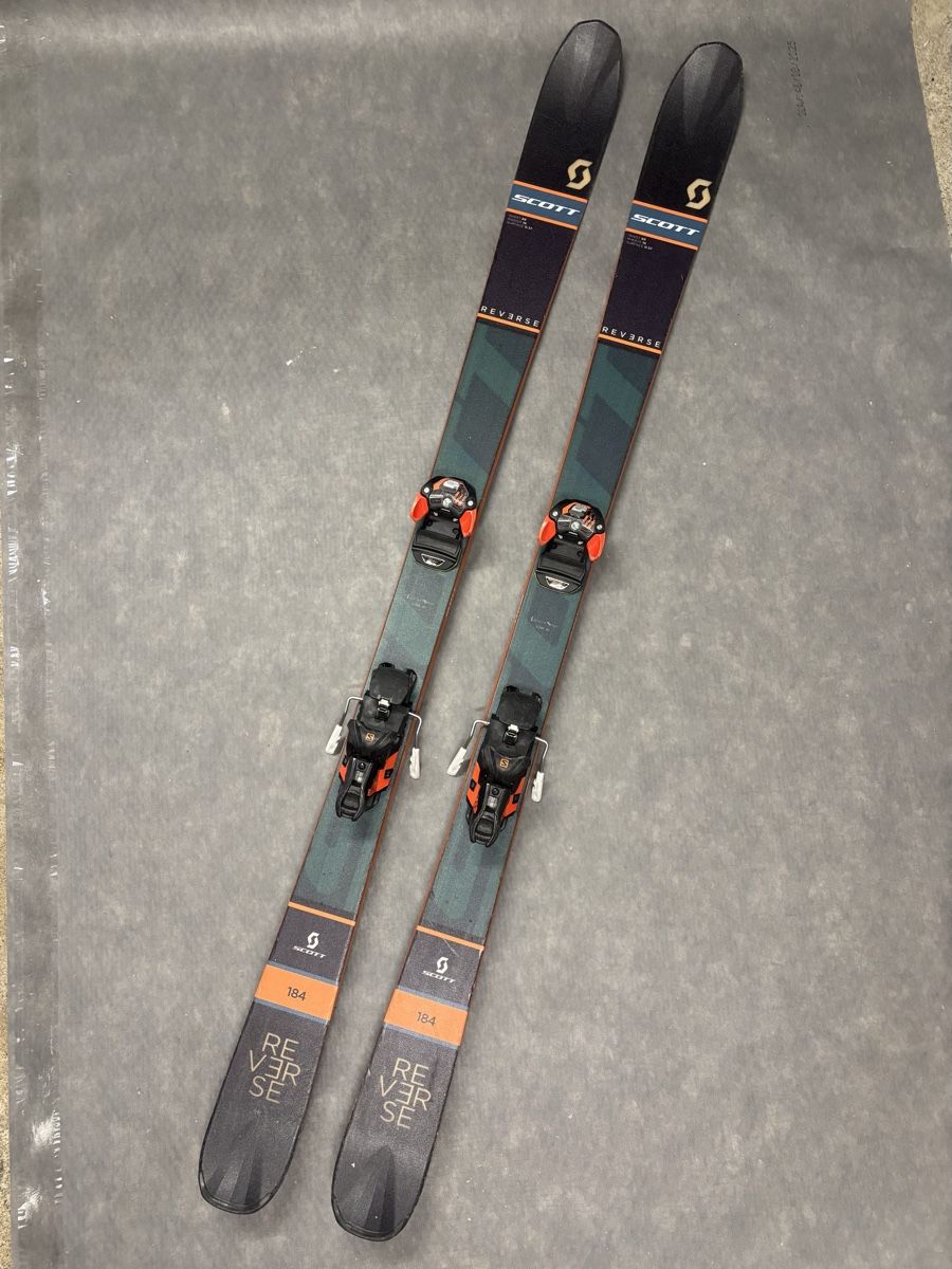 Scott Sci: Ski freeride Scott – Usato da Bottens venduto da ickma