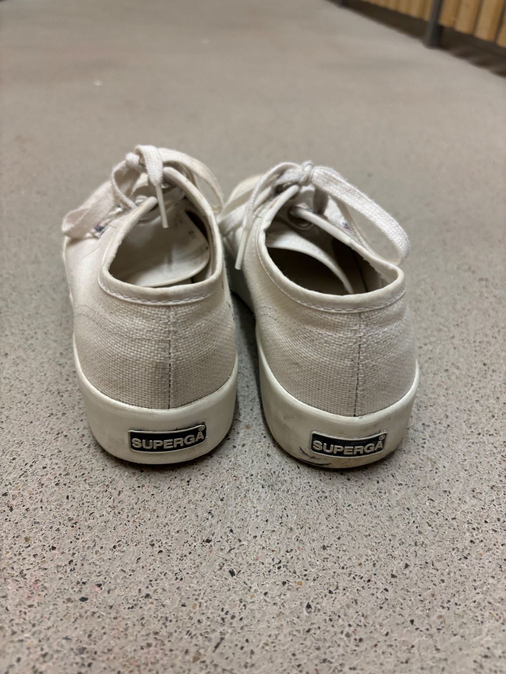 Superga Damenschuhe: Supergas Gr. 36 – Gebraucht aus Lausen von Eskimo2002 2