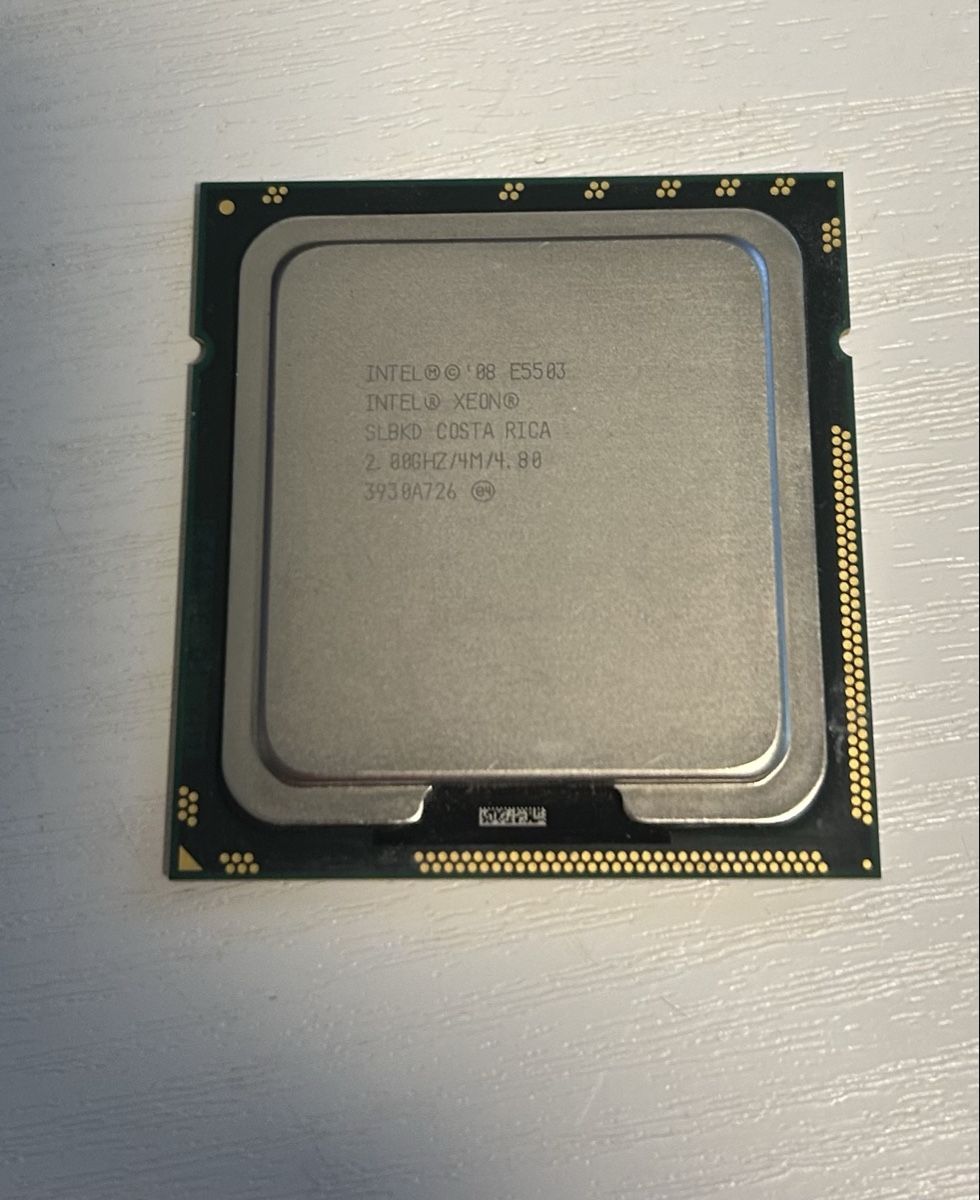 Intel Componenti elettronici: 2 x Intel Xeon E5503 – Usato da Pully venduto da Small1009
