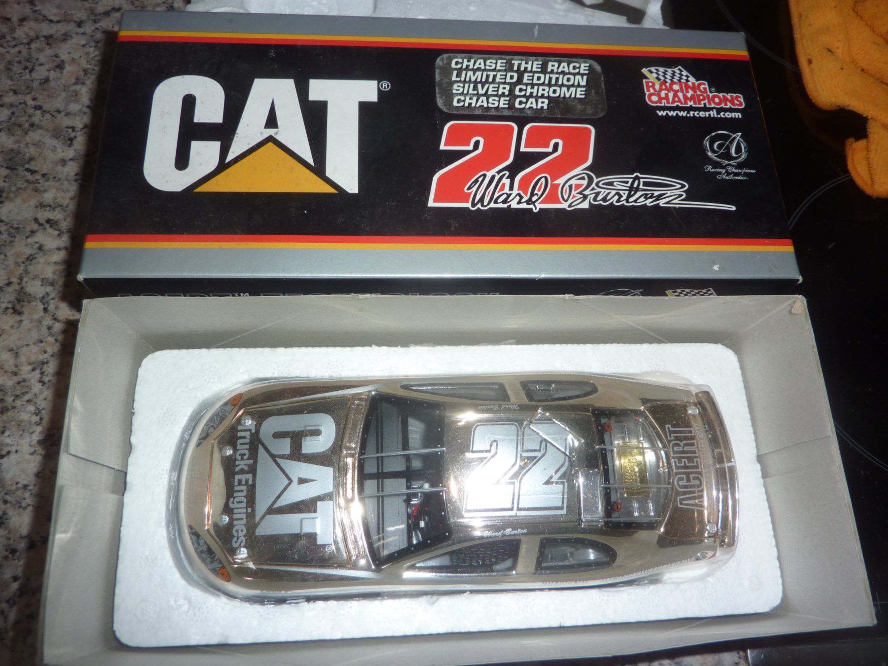 Nascar Modellini d'auto: NASCAR 22 – Nuovo e nell'imballaggio originale da Balsthal venduto da bouteliee