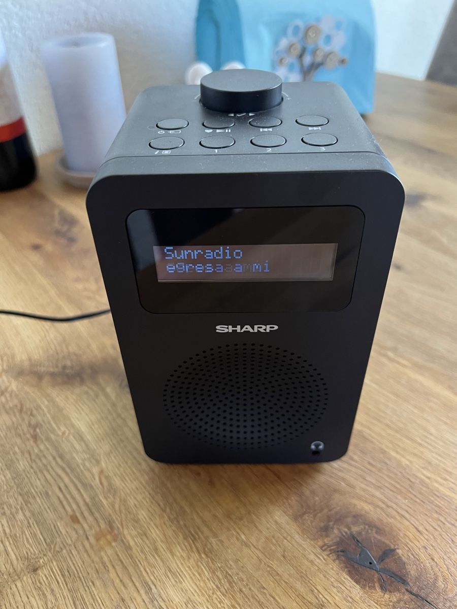 Radio: Küchenradio Sharp DAB – Usato da Thun venduto da milbrena 1