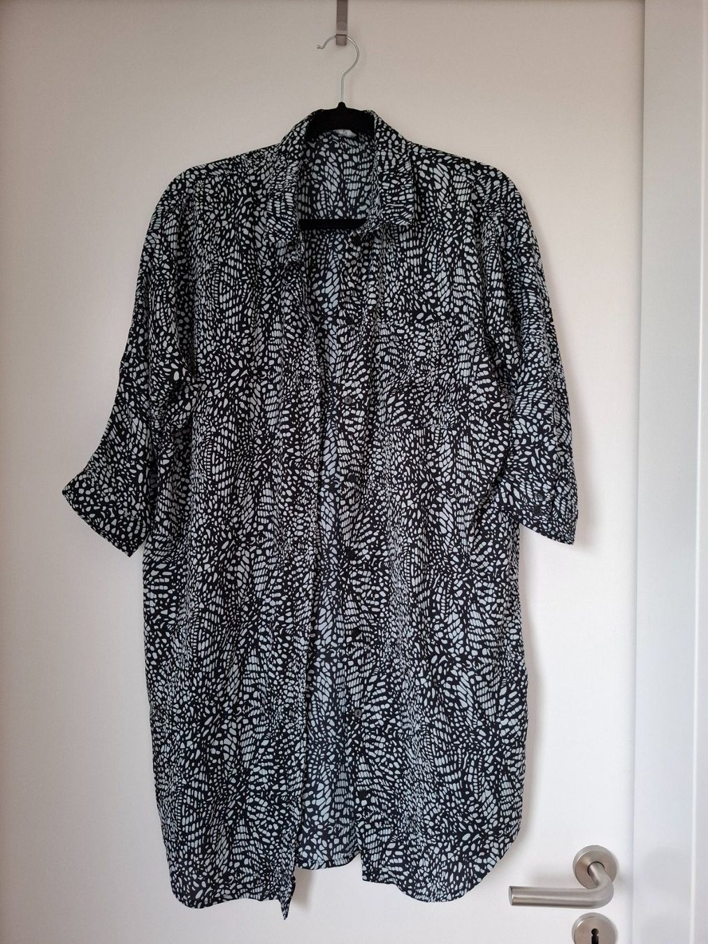 Blusen: Lange Bluse mit Print / Long blouse with print – Neu (gemäss Beschreibung) aus Schaffhausen von ann_cjt6