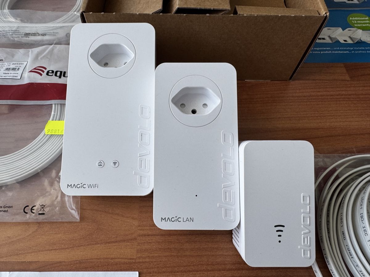 Devolo Wlan: Devolo Magic WLAN Powerline Adapter Set  – Gebraucht aus Zollikofen von Comcast 5