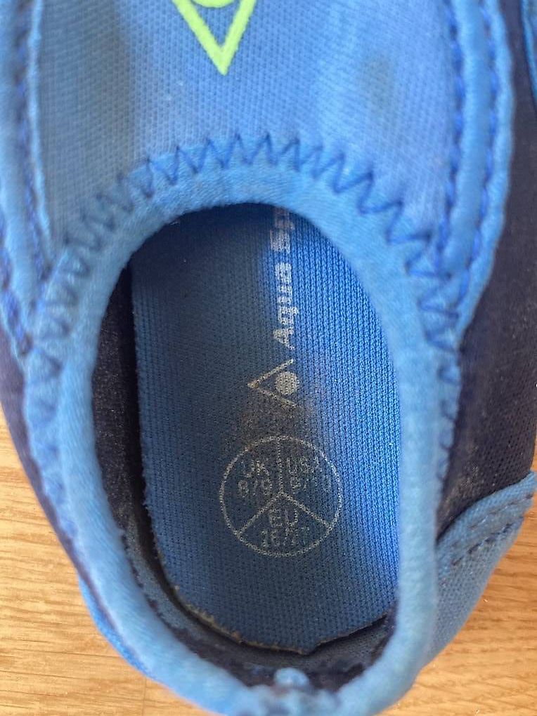 Schuhe für Jungen: Wassersportschuhe Gr 26/27 – Gebraucht aus Zürich von aqualina77 2