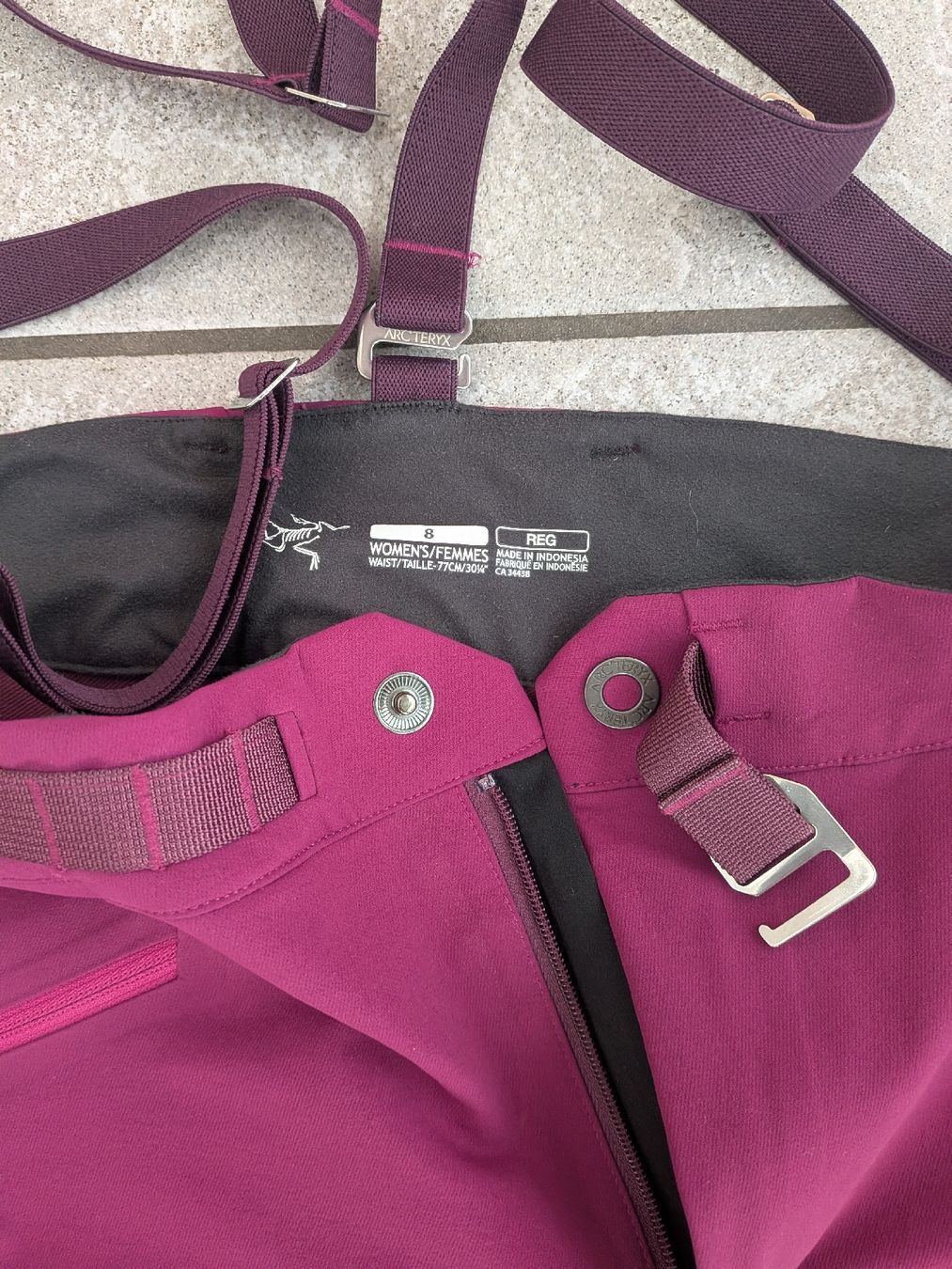 Arcteryx Pantalons: Arc'teryx Damen Soft Shell Hose Grösse 8 – D'occasion à Schöftland par Surface 2