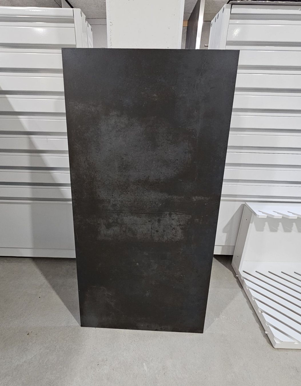 Rivestimenti per pavimenti: Feinsteinzeug / Keramikplatten, Wand- Bodenplatten 60x120cm – Nuovo e nell'imballaggio originale da Tübach venduto da swiss-sani