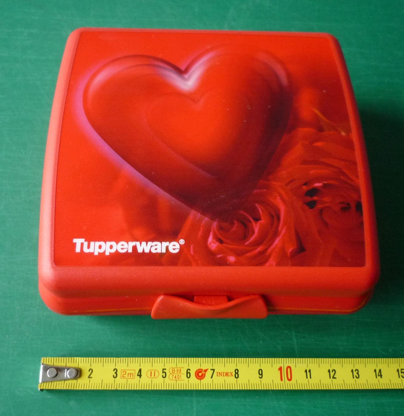 Tupperware Recipients et similaires: Tupperware Böxli mit Herz – Neuf avec emballage d'origine à Rafz par Sonnenblume305