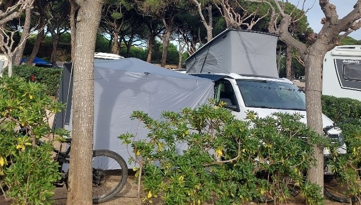 Auvents & marquises: Vorzelt zu VW Bus – D'occasion à Schwanden GL par Berbel96 3