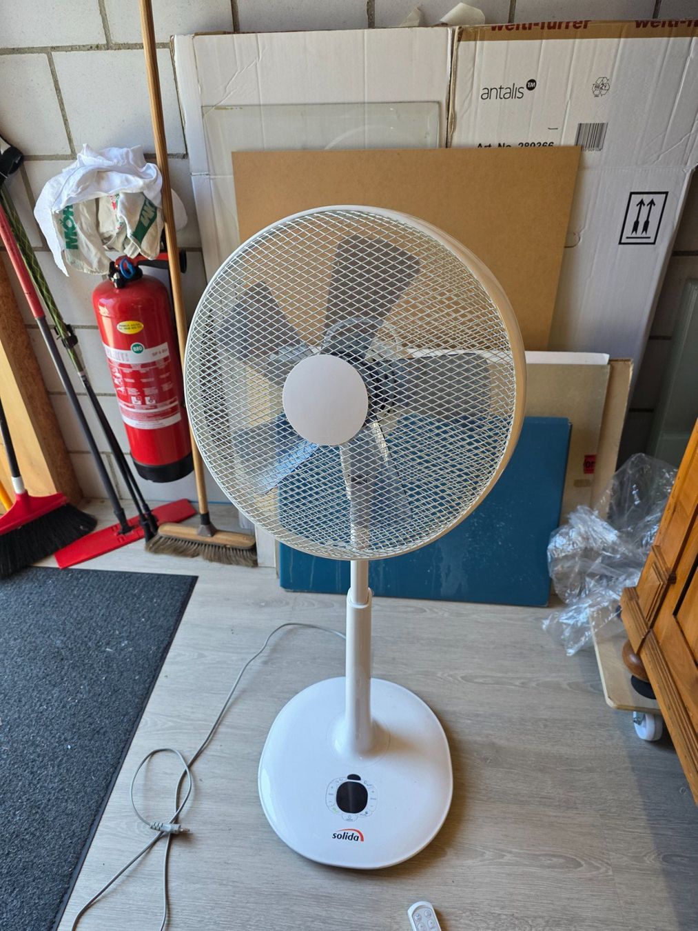 Ventilatori: neuwertiger Stand Ventilator Solida IFan 14 – Nuovo (secondo la descrizione) da Walterswil BE venduto da Lonitti 5