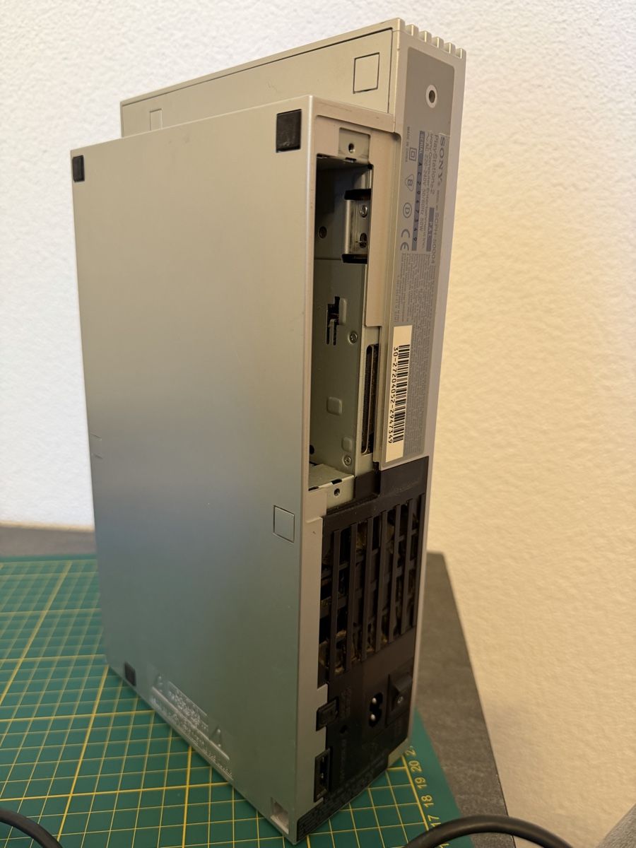 Sony Console: Ps2 mit Controller – Usato da Flawil venduto da Buri37 3