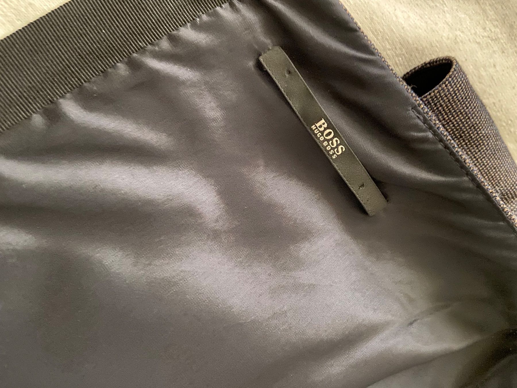 Hugo Boss Kleider: Boss-Kleid – Gebraucht aus Unterengstringen von bar_rh5f 3