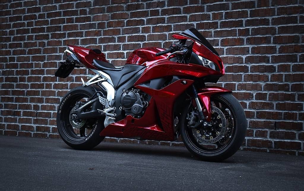 Honda Strada: Honda cbr 600 rr – Usato da Leukerbad venduto da Roman134 4