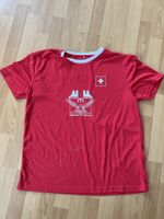 Schweizer T-Shirt Rot Grösse L mit Aufdruck, Sommer 2023