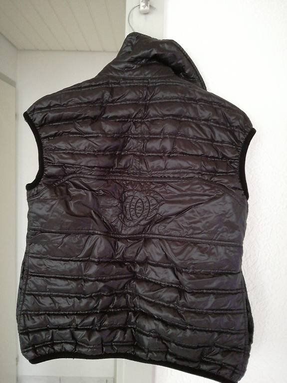 Chanel Gilets & Westen: Chanel Weste / Gilet, Gr. 36 – Gebraucht aus Winterthur von lor_5vlb 1