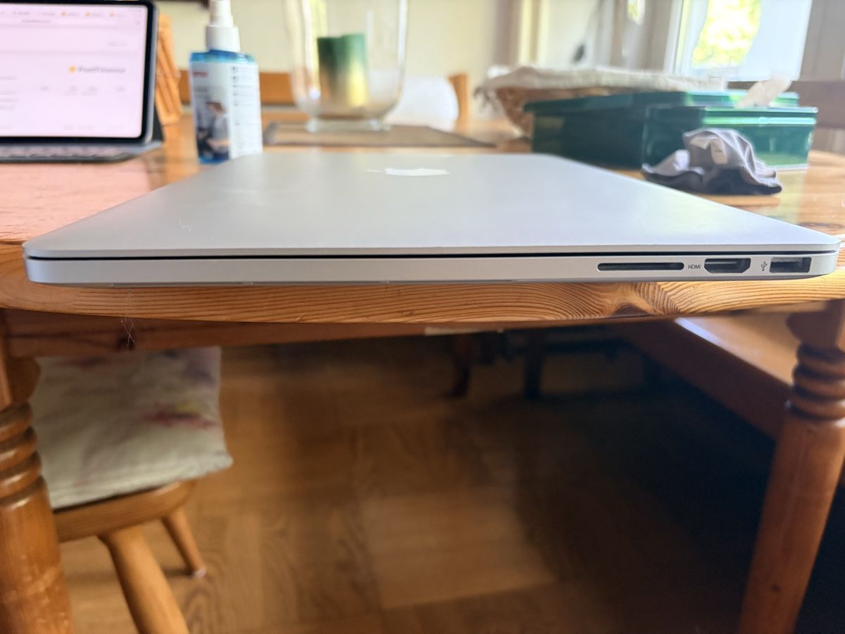 Apple Notebooks: Mac book Pro 2015 – Gebraucht aus Chêne-Bougeries von Miia 3