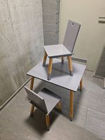 Kindertische + Stühle Set