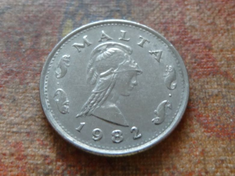 Alle Münzen: MALTE  5  Cents  1982  (P) – Gebraucht aus Romanel-sur-Lausanne von Swift13 1