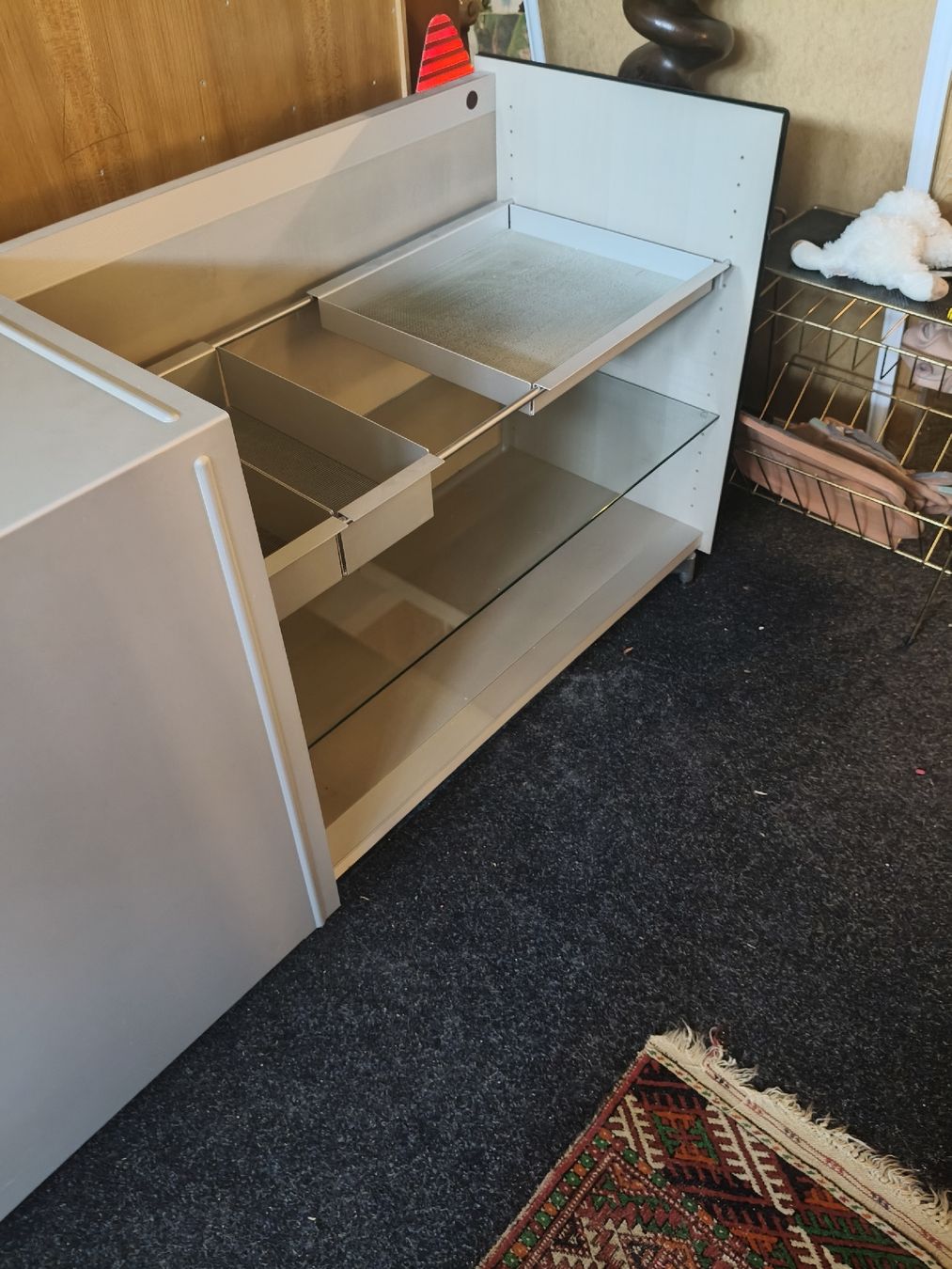 Team By Wellis Cassettiere: Sideboard Volare Team by Wellis – Usato da Zwingen venduto da inf_2blh 2