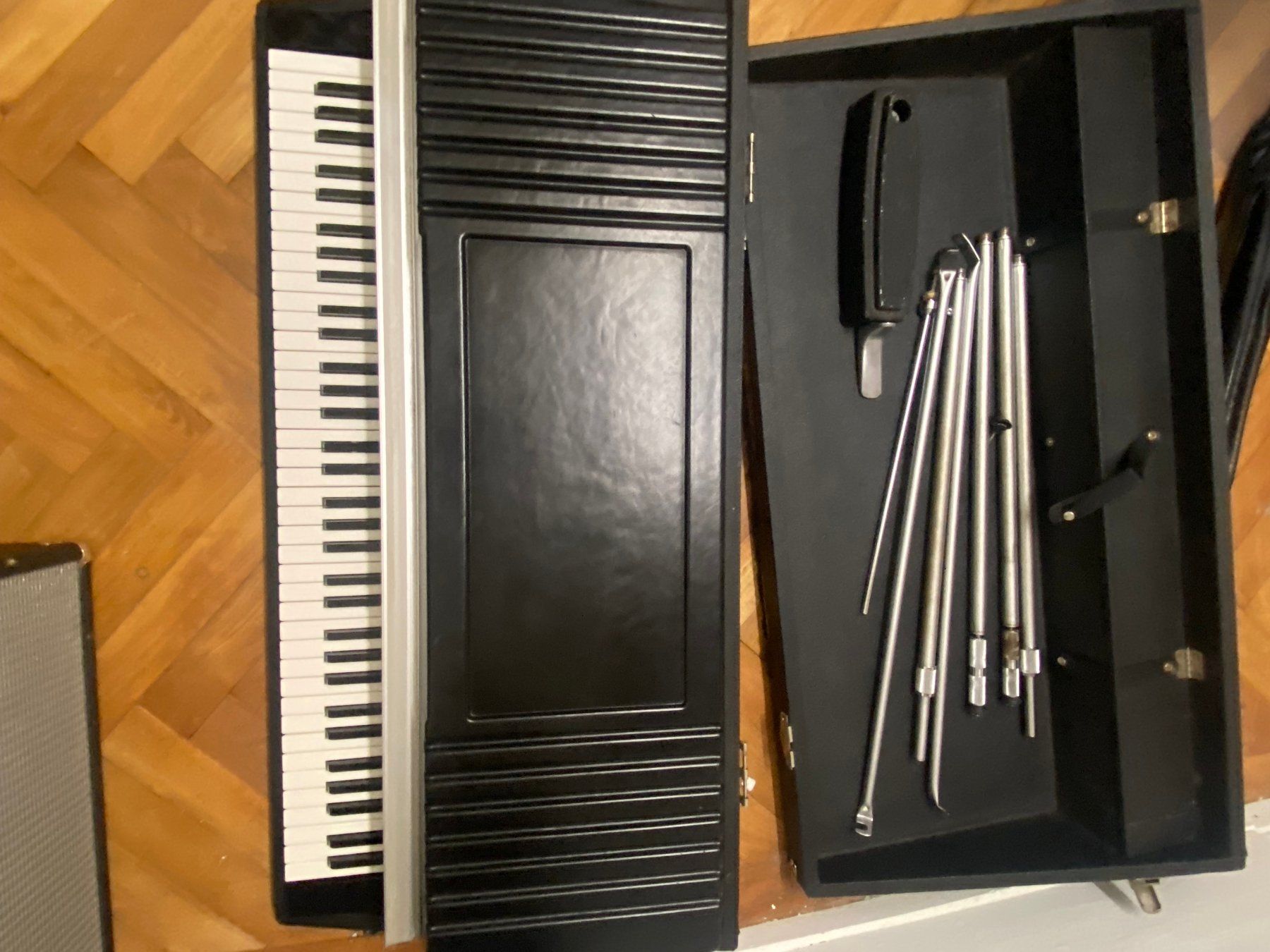 Rhodes Strumenti musicali: Fender Rhodes MKII 73 – Usato da fribourg venduto da lesteffou