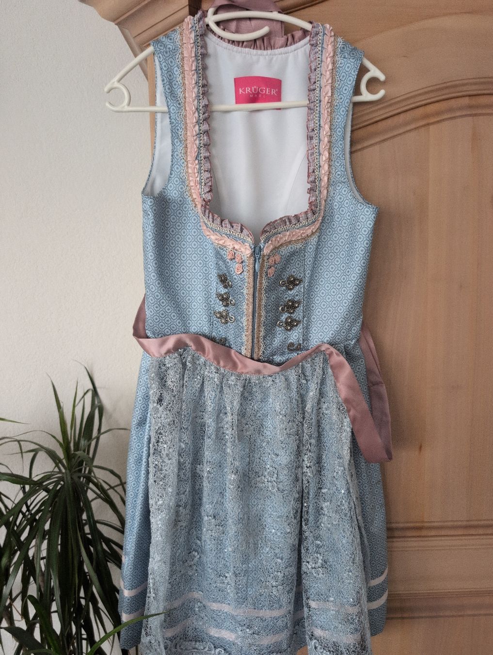 Krüger Vestiti: Krüger Dirndl inkl Bluse – Nuovo (secondo la descrizione) da Ostermundigen venduto da YA77 1