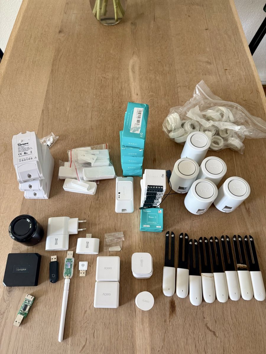 Sistema di controllo: Home Automation Sensoren, Schalter, Zigbee Hubs usw. – Usato da Kilchberg ZH venduto da freakfish
