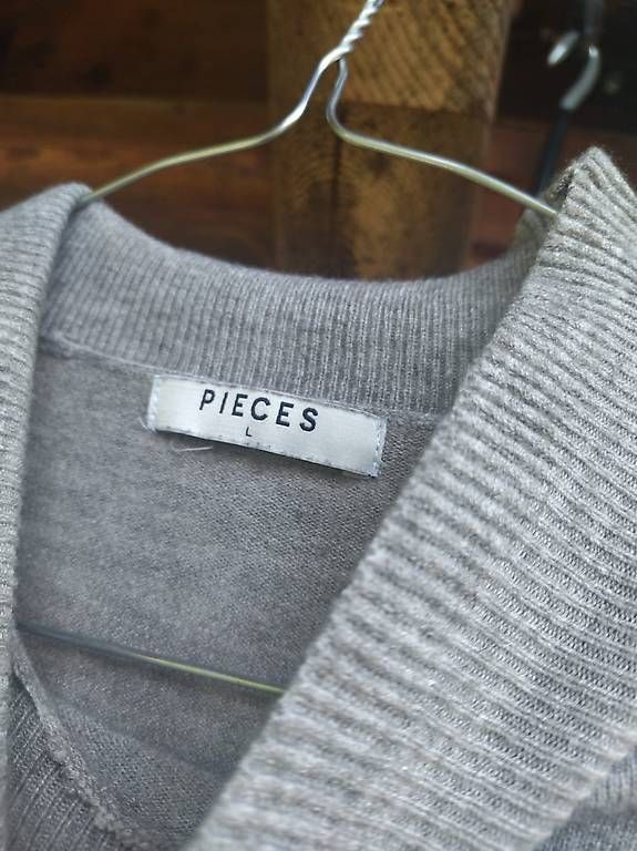 Maglioni & Felpe: Pieces Basic & Elegant Rollneck Sweater – Usato da Ochlenberg venduto da Pbw_ardrobe 1