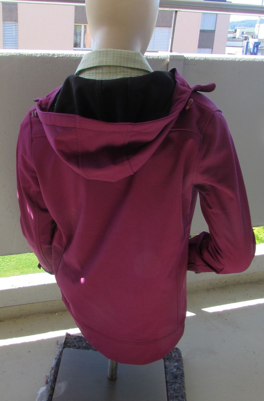 Giacche: Damen Softshell-Jacke Marke HTC – Usato da Aadorf venduto da Olymp05 3