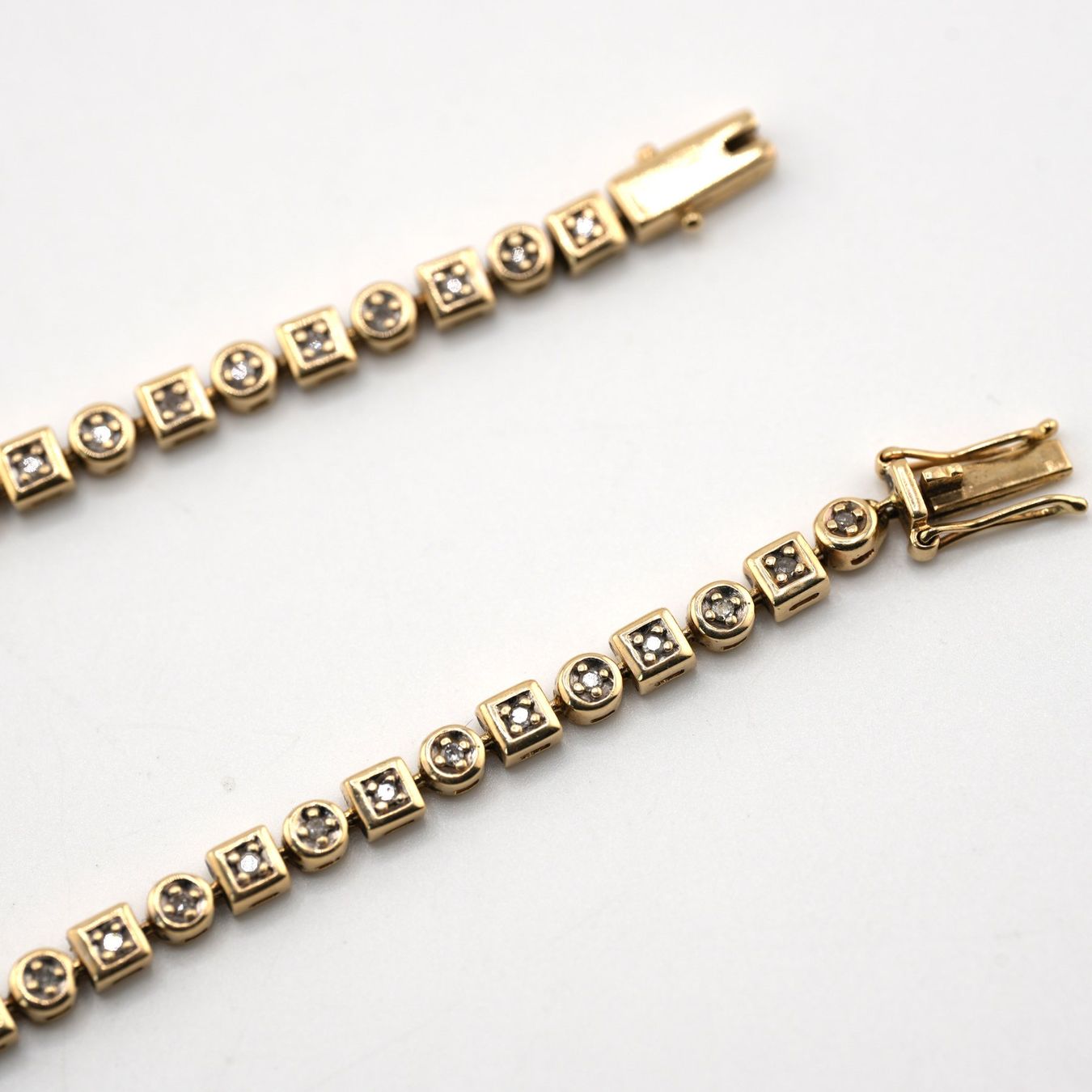 Armbänder & -reifen: Bracelet 14K mit Diamanten – Gebraucht aus Basel von Vip24 3