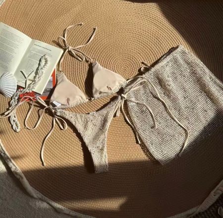Bikini 3-r Set mit Rock beige, M